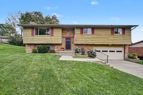 850 Lea Castle Pl, Miamisburg, OH 45342