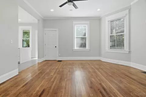 Living - 1333 Myrtle, Cincinnati, OH 45206 photo 3 of 6