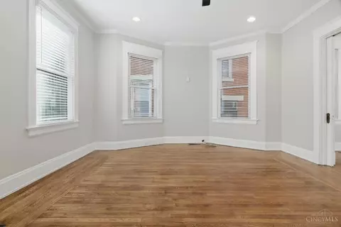 Living - 1333 Myrtle, Cincinnati, OH 45206 photo 6 of 6