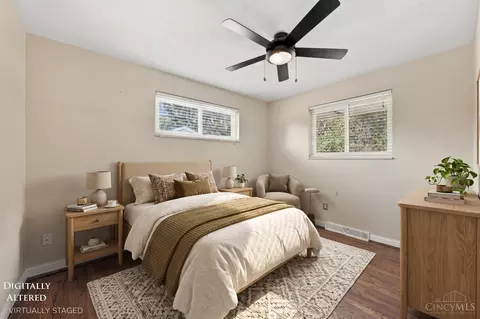 Bedroom - 2585 Honeyhill Ct, Reading, OH 45236 photo 4 of 9