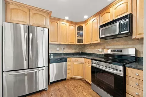Kitchen - 2585 Honeyhill Ct, Reading, OH 45236 photo 4 of 6