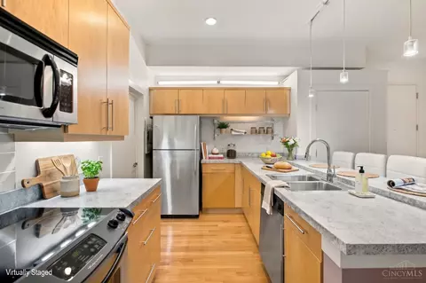 Kitchen - 1150 Vine St, Cincinnati, OH 45202 photo 3 of 6