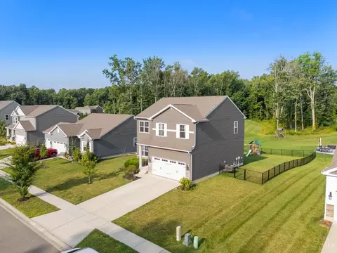 1184 Mcmills Dr, Miami Twp, OH 45150