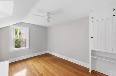 Bedroom - 3055 Springer Ave, Cincinnati, OH 45208 photo 4 of 7