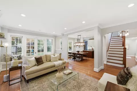 Living - 3055 Springer Ave, Cincinnati, OH 45208 photo 3 of 4