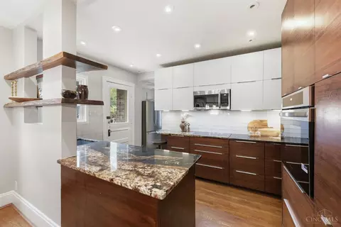 Kitchen - 3055 Springer Ave, Cincinnati, OH 45208 photo 2 of 5