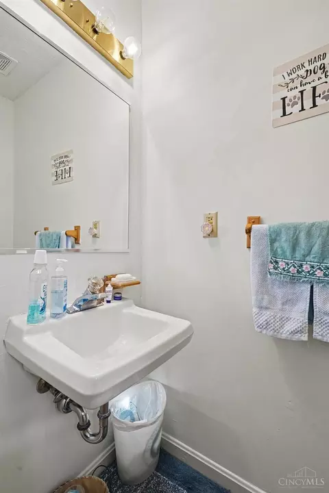 Bath - 3637 Parfore Ct, Cincinnati, OH 45245 photo 2 of 2