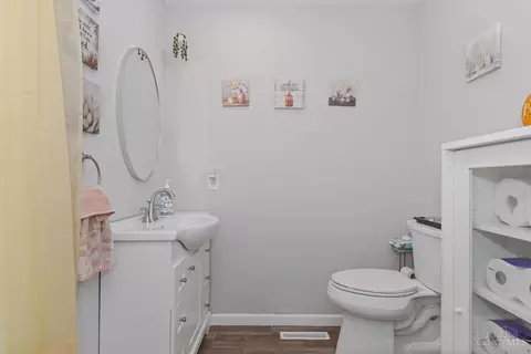Bath - 582 Virginia Ln, Cincinnati, OH 45244 photo 1 of 4