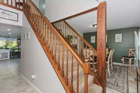 Entry Way - 582 Virginia Ln, Cincinnati, OH 45244 photo 1 of 2