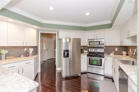 Kitchen - 683 Renolda Woods Ct, Kettering, OH 45429 photo 1 of 4