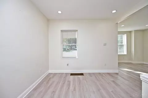 Living - 5748 Bramble Ave, Cincinnati, OH 45227 photo 3 of 5