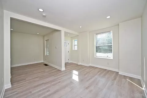 Living - 5748 Bramble Ave, Cincinnati, OH 45227 photo 2 of 5