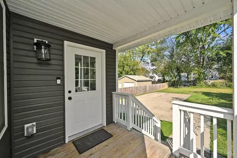 Exterior - 5748 Bramble Ave, Cincinnati, OH 45227 photo 6 of 13