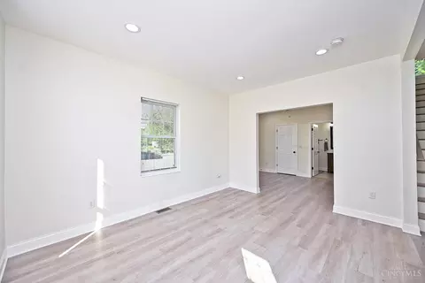 Living - 5748 Bramble Ave, Cincinnati, OH 45227 photo 1 of 5