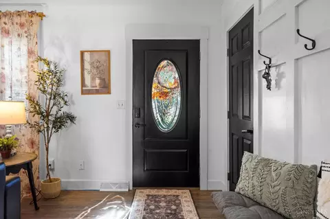 Entry Way - 2231 Garner Rd, Blanchester, OH 45107 photo 1 of 3