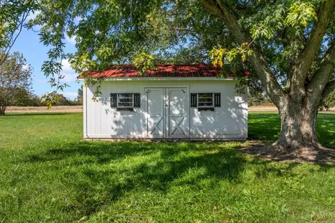 Exterior - 2231 Garner Rd, Blanchester, OH 45107 photo 3 of 8