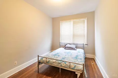 Bedroom - 4330 Schulte Dr, Cincinnati, OH 45205 photo 2 of 7