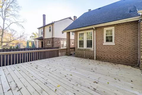 Exterior - 4330 Schulte Dr, Cincinnati, OH 45205 photo 7 of 12