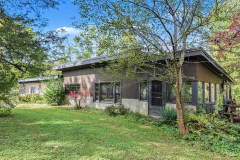 852 Locust Corner Rd, Pierce Twp, OH 45245 photo 11