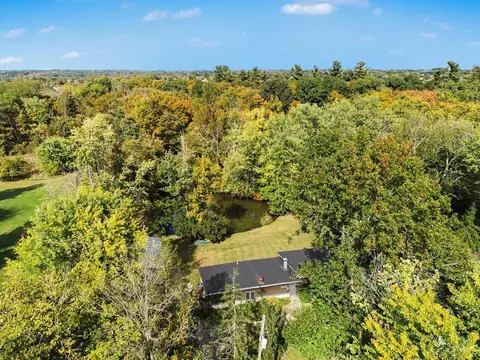852 Locust Corner Rd, Pierce Twp, OH 45245 photo 3