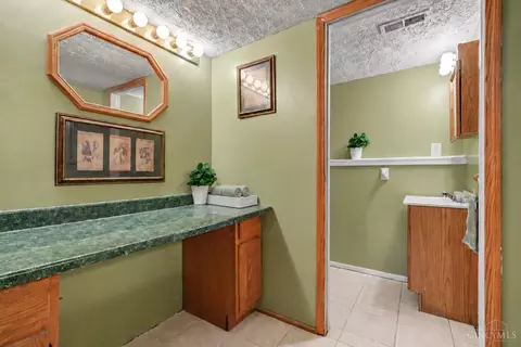 Bath - 11614 New Hope Dr, Forest Park, OH 45240 photo 2 of 2