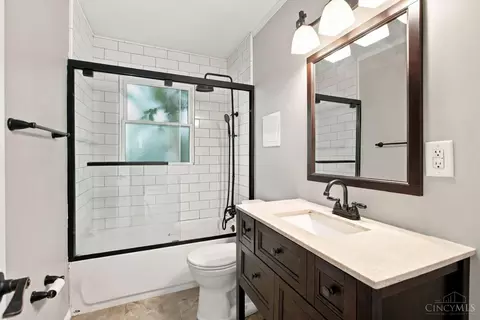 Bath - 209 Circle Dr, Mason, OH 45040 photo 1 of 1