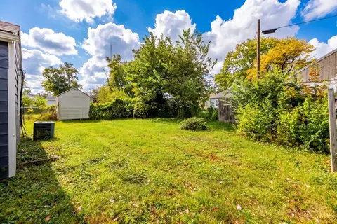 Exterior - 209 Circle Dr, Mason, OH 45040 photo 6 of 6