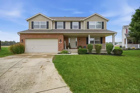 978 Heritage Ct, Trenton, OH 45067