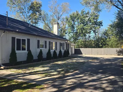 Exterior - 352 Thompson St, Morrow, OH 45152 photo 1 of 9