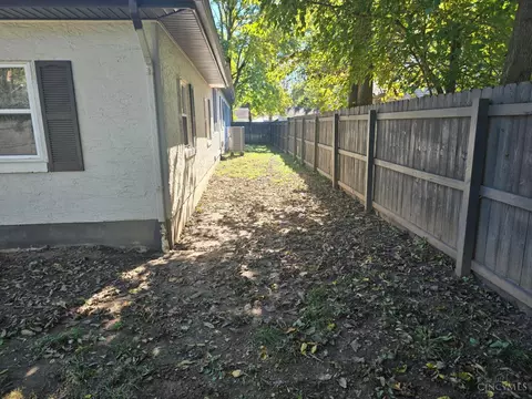 Exterior - 352 Thompson St, Morrow, OH 45152 photo 5 of 9