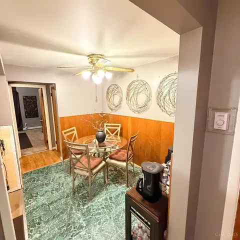 Dining - 2915 Mignon Ave, Cincinnati, OH 45211 photo 1 of 1