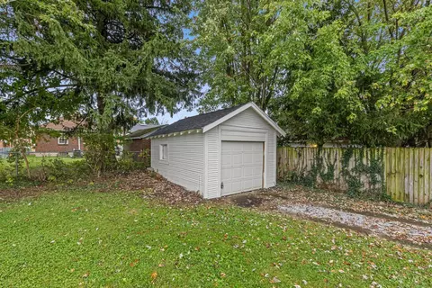 Exterior - 3914 Meyerfeld Ave, Cheviot, OH 45211 photo 5 of 6