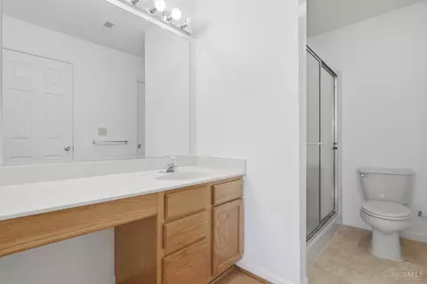 Bath - 4480 Mayhew Ave, Cincinnati, OH 45238 photo 2 of 2