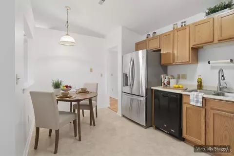 Dining - 4480 Mayhew Ave, Cincinnati, OH 45238 photo 2 of 2