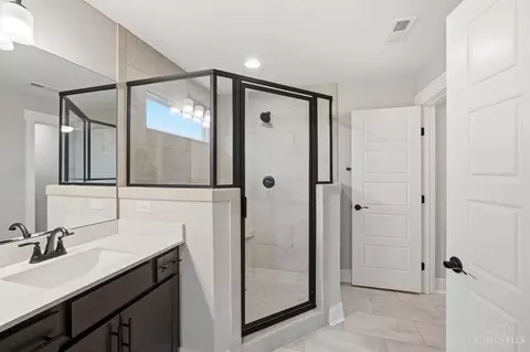 Bath - 511 Shawn Dr, Monroe, OH 45050 photo 3 of 11