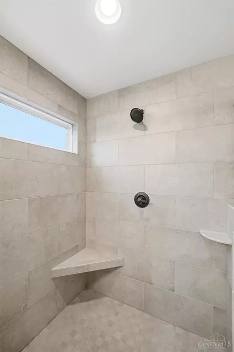 Bath - 511 Shawn Dr, Monroe, OH 45050 photo 5 of 11