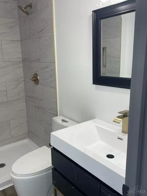 3413 Fyffe Ave, Cincinnati, OH 45211 photo 16