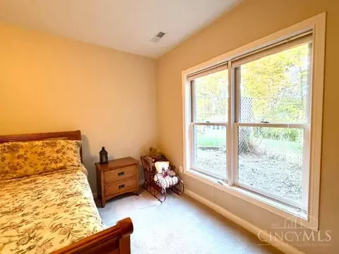 Bedroom - 5088 Eagles Vw, Cincinnati, OH 45244 photo 9 of 9