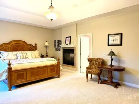 Bedroom - 5088 Eagles Vw, Cincinnati, OH 45244 photo 2 of 9