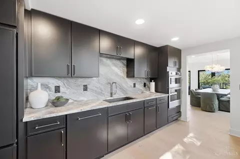 Kitchen - 1775 Mcmillan St, Cincinnati, OH 45206 photo 2 of 5