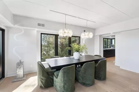 Dining - 1775 Mcmillan St, Cincinnati, OH 45206 photo 2 of 3