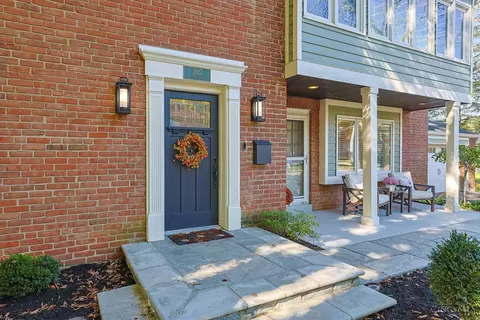 Exterior - 3927 West St, Mariemont, OH 45227 photo 3 of 11