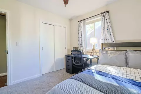 Bedroom - 3927 West St, Mariemont, OH 45227 photo 6 of 9