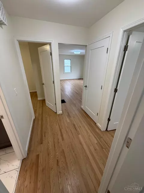 Entry Way - 3985 Mantell Ave, Cincinnati, OH 45236 photo 2 of 2