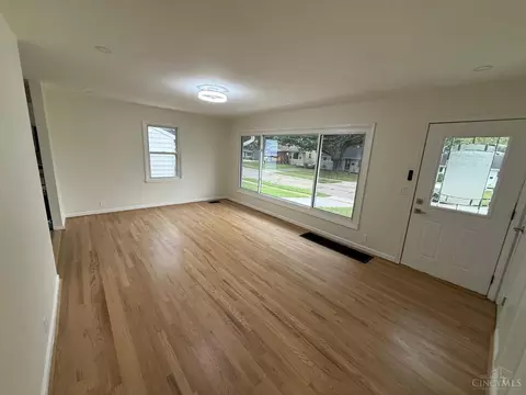 Living - 3985 Mantell Ave, Cincinnati, OH 45236 photo 2 of 2