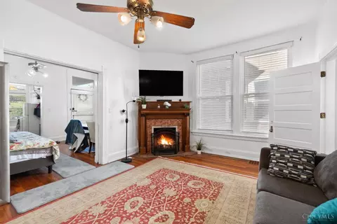 Living - 2126 Alpine Pl, Cincinnati, OH 45206 photo 5 of 6