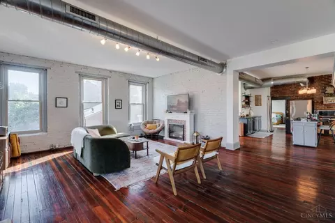 Living - 1420 Main St, Cincinnati, OH 45202 photo 3 of 7