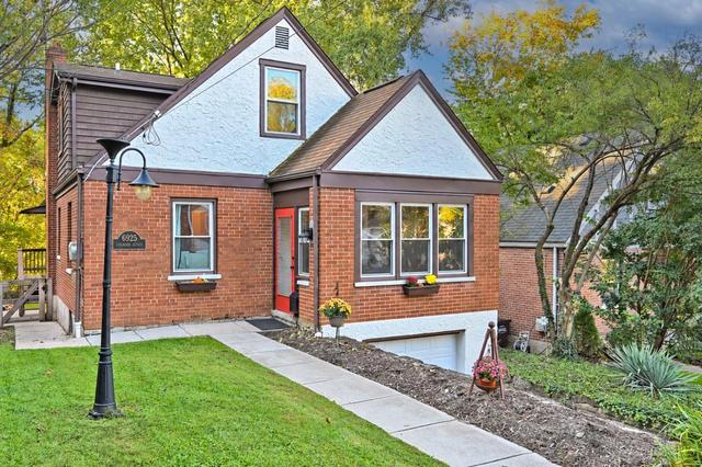 6925 Vinewood Ave, Cincinnati, OH 45227 | MLS# 1897984 | 38 Photos - Movoto