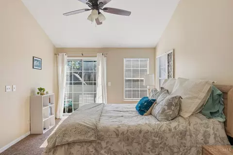 Bedroom - 492 Mapleport Way, Cincinnati, OH 45255 photo 2 of 4