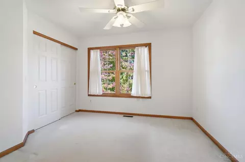Bedroom - 45 Rustic Brook Ct, Springboro, OH 45066 photo 3 of 4